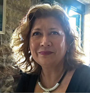 Fotografía de Elena Fernández Vicente, autora del poemario "Poemas de amor y rabia".